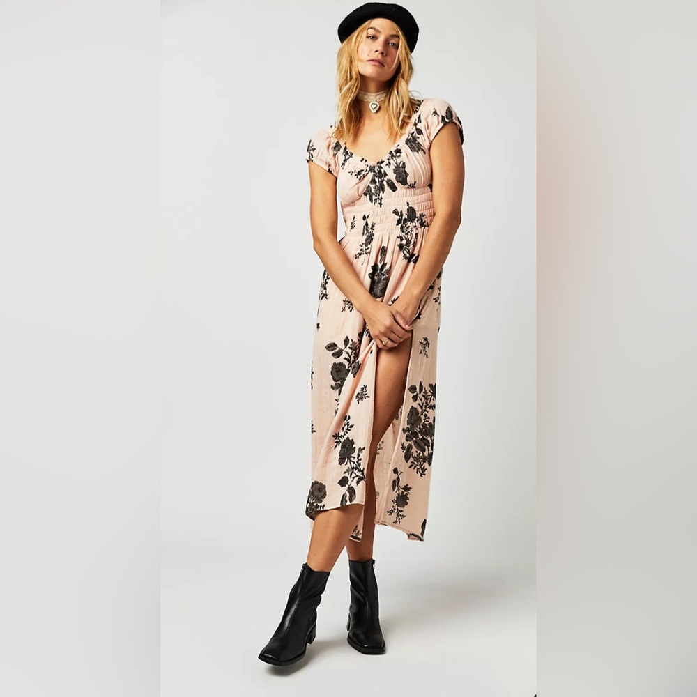 Free People Forget Me Not Midi Dress in Peach Combo Size Medium  New NWT